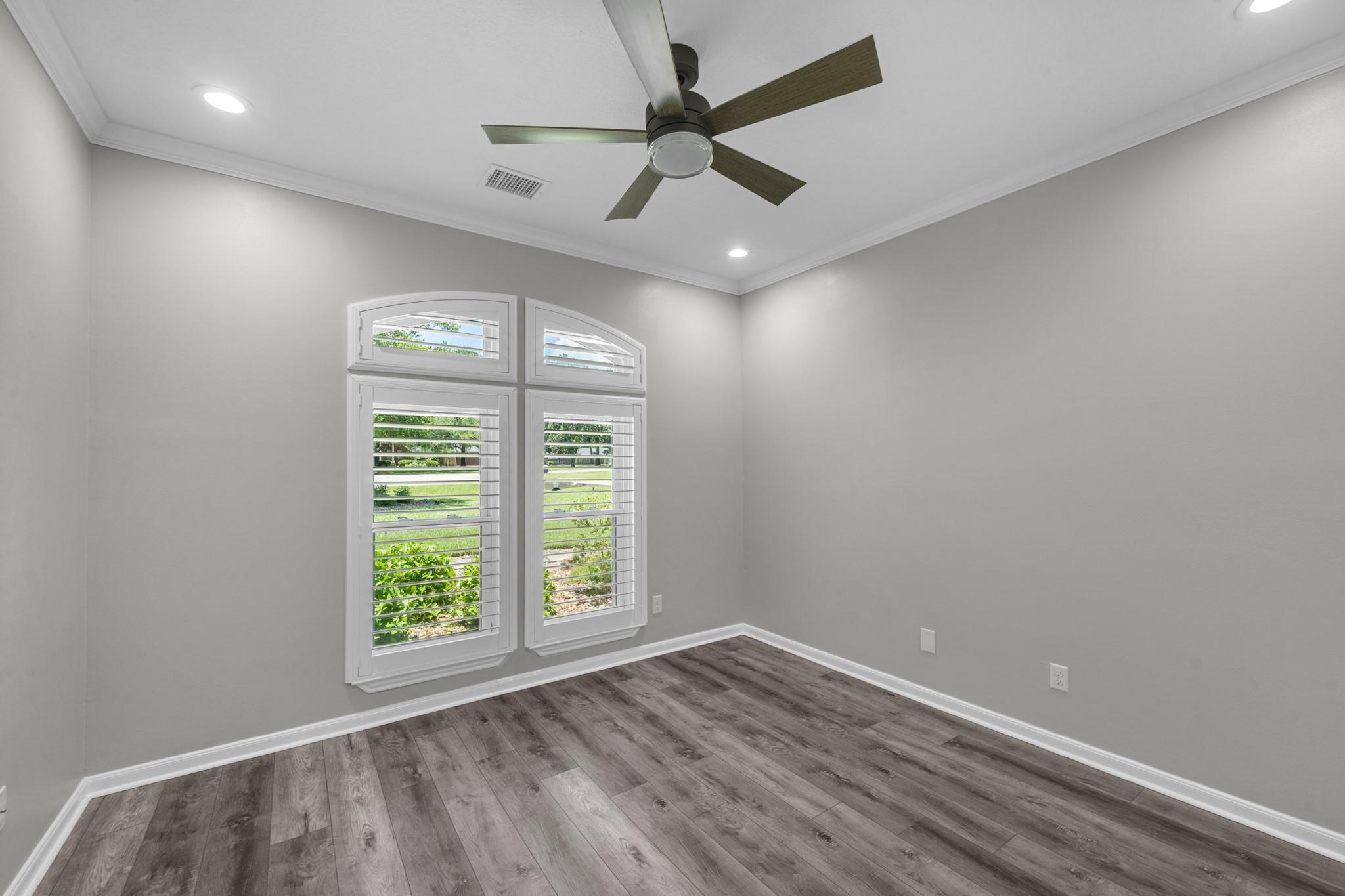 2327 Timberbreeze Court