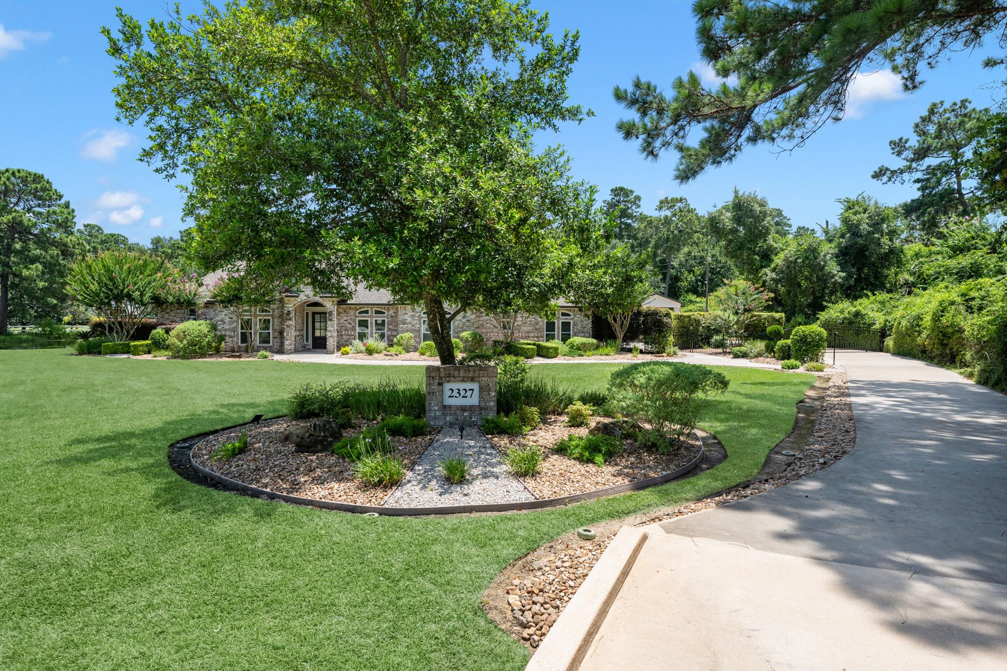 2327 Timberbreeze Court