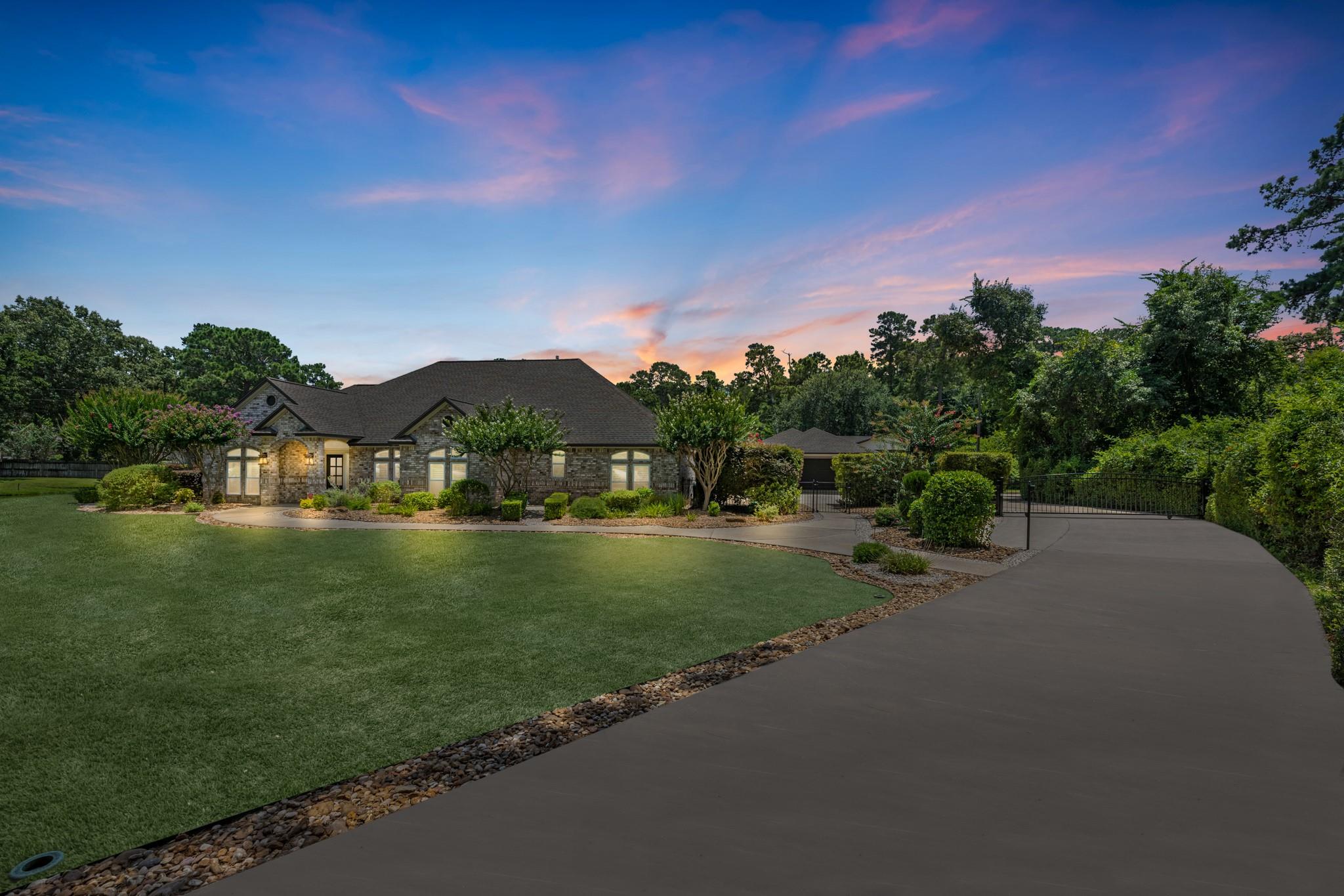 2327 Timberbreeze Court
