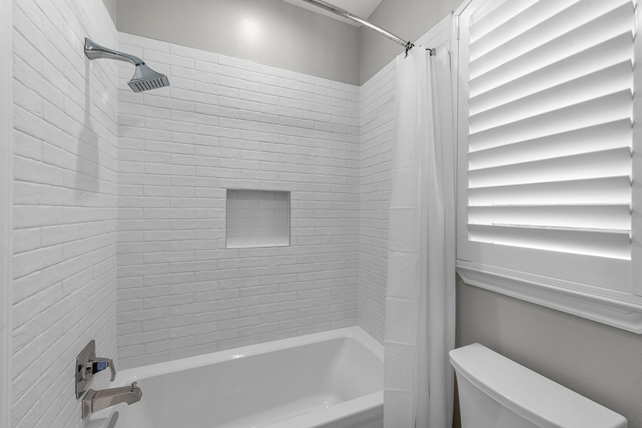 2327 Timberbreeze Court
