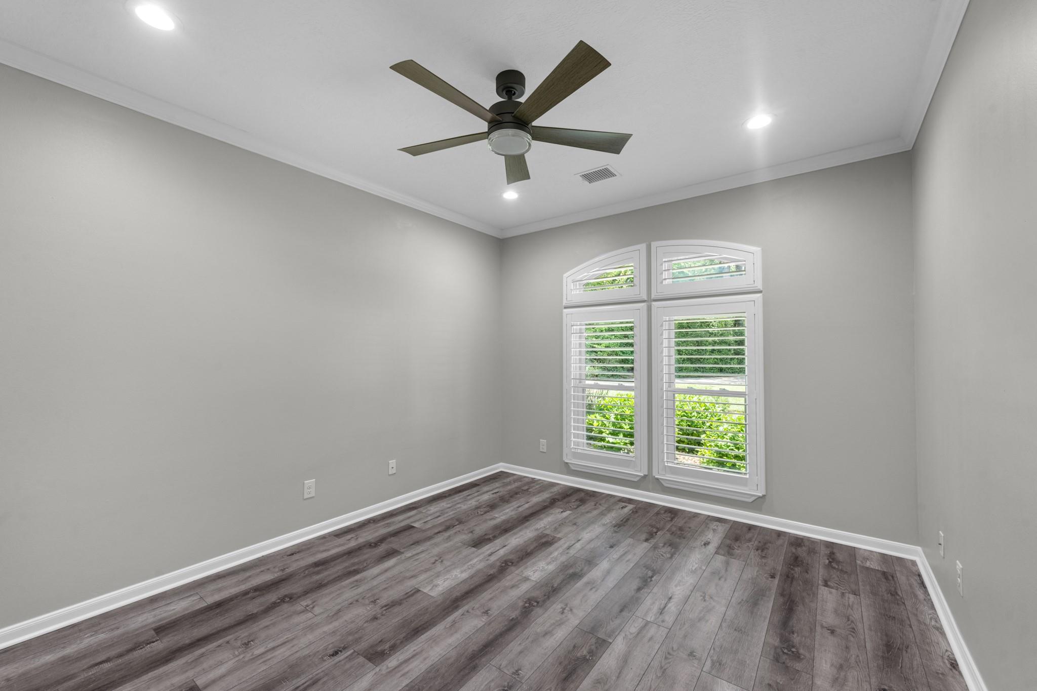 2327 Timberbreeze Court