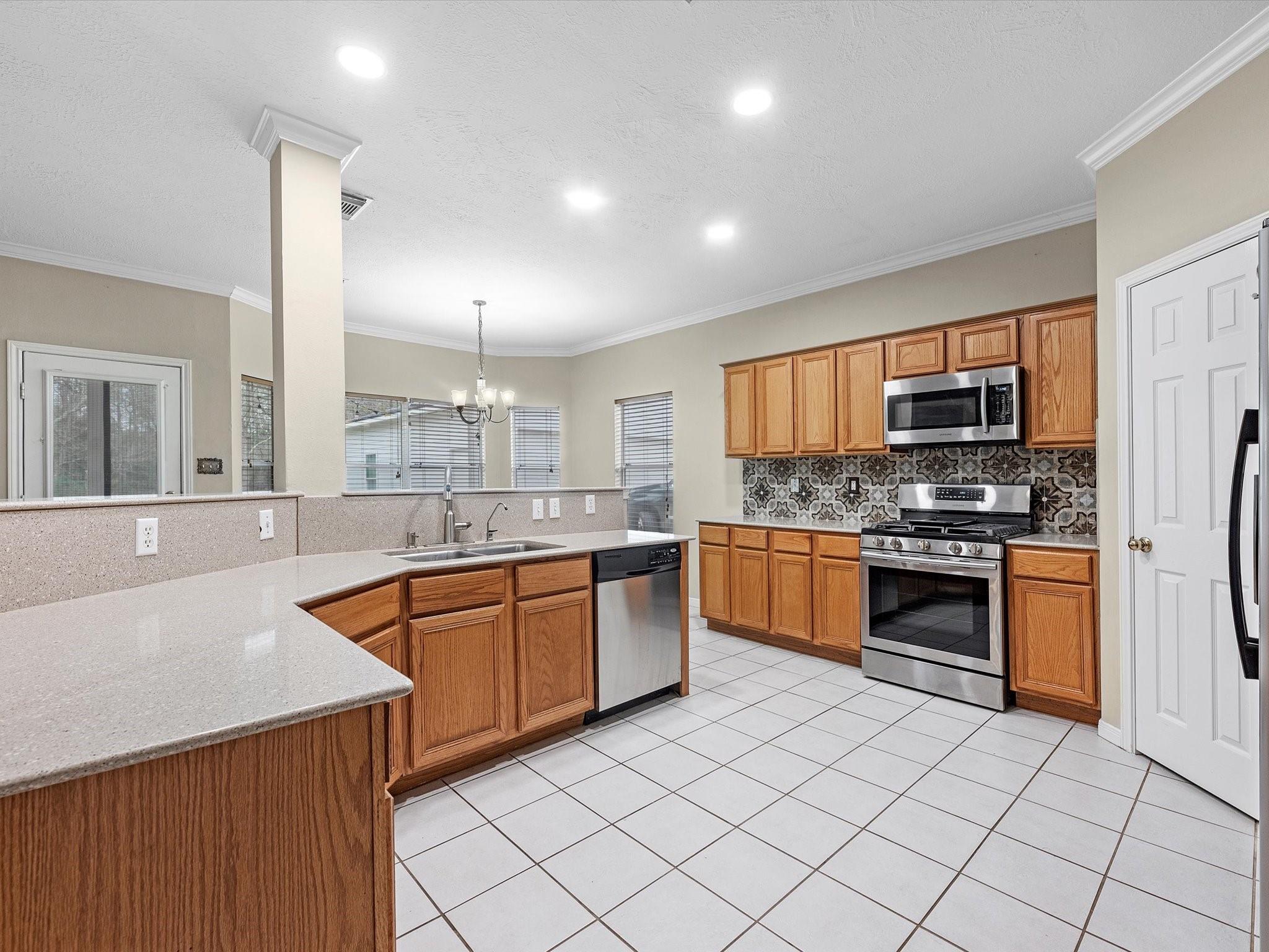 247 Private Road 635