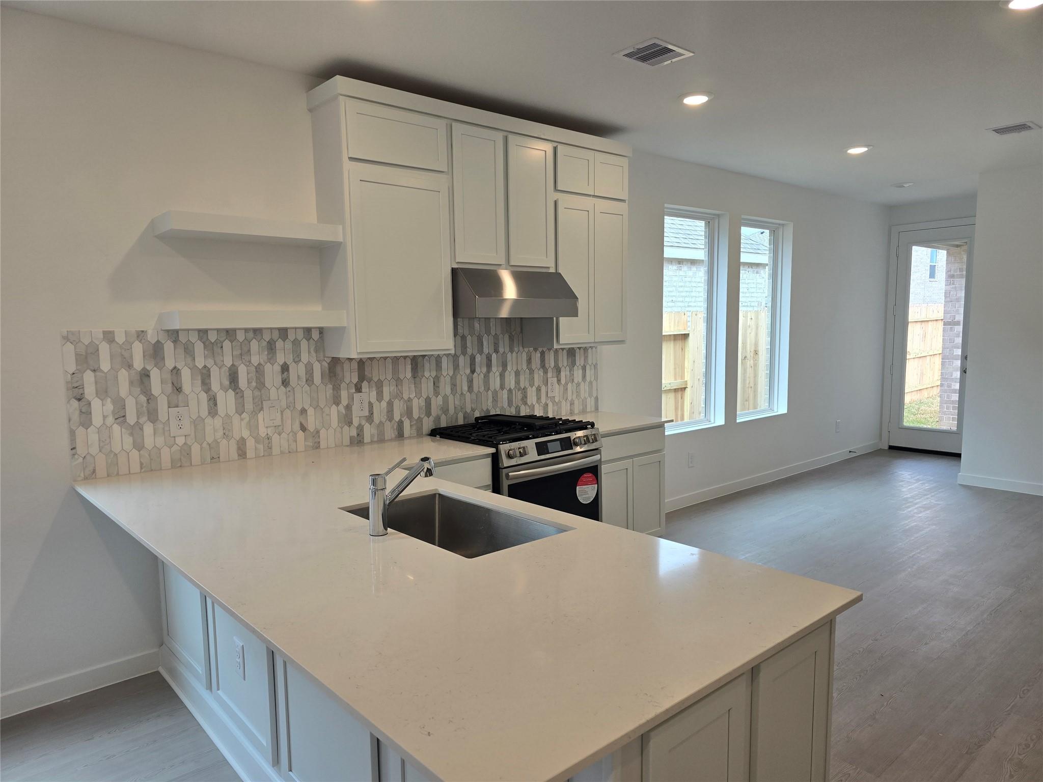 909 Capracotta Drive