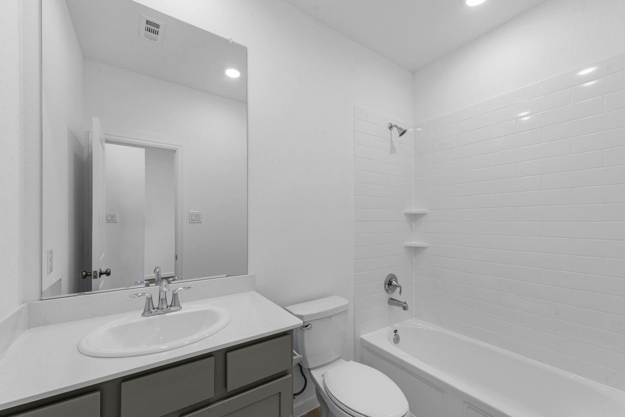 8746 Jade Hill Drive