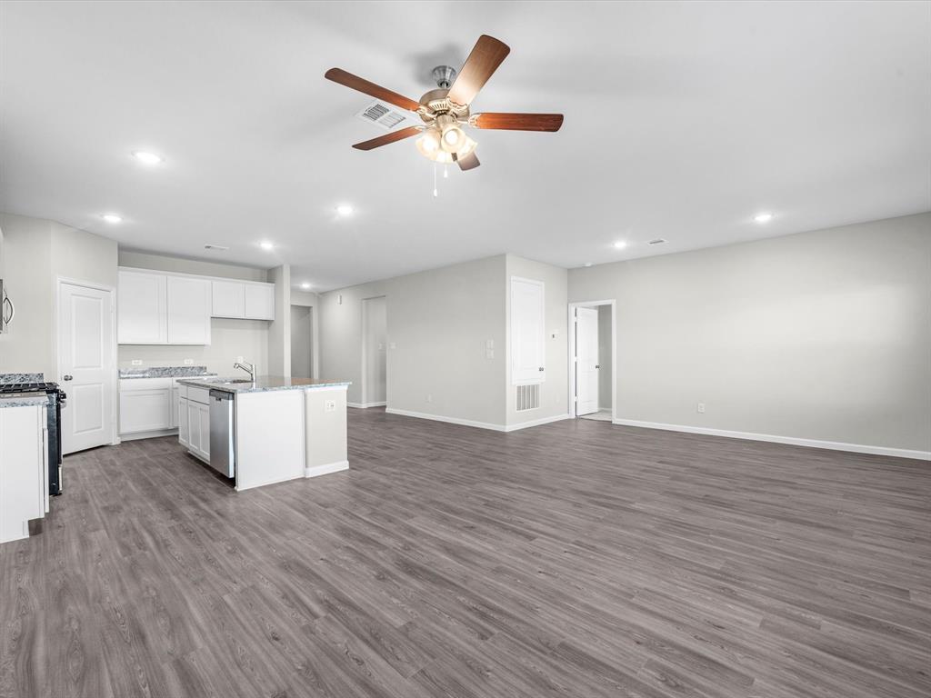 25109 Pomegranate Place