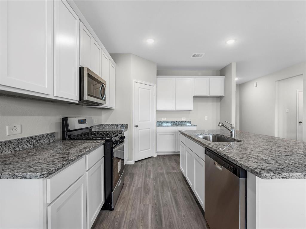 25109 Pomegranate Place