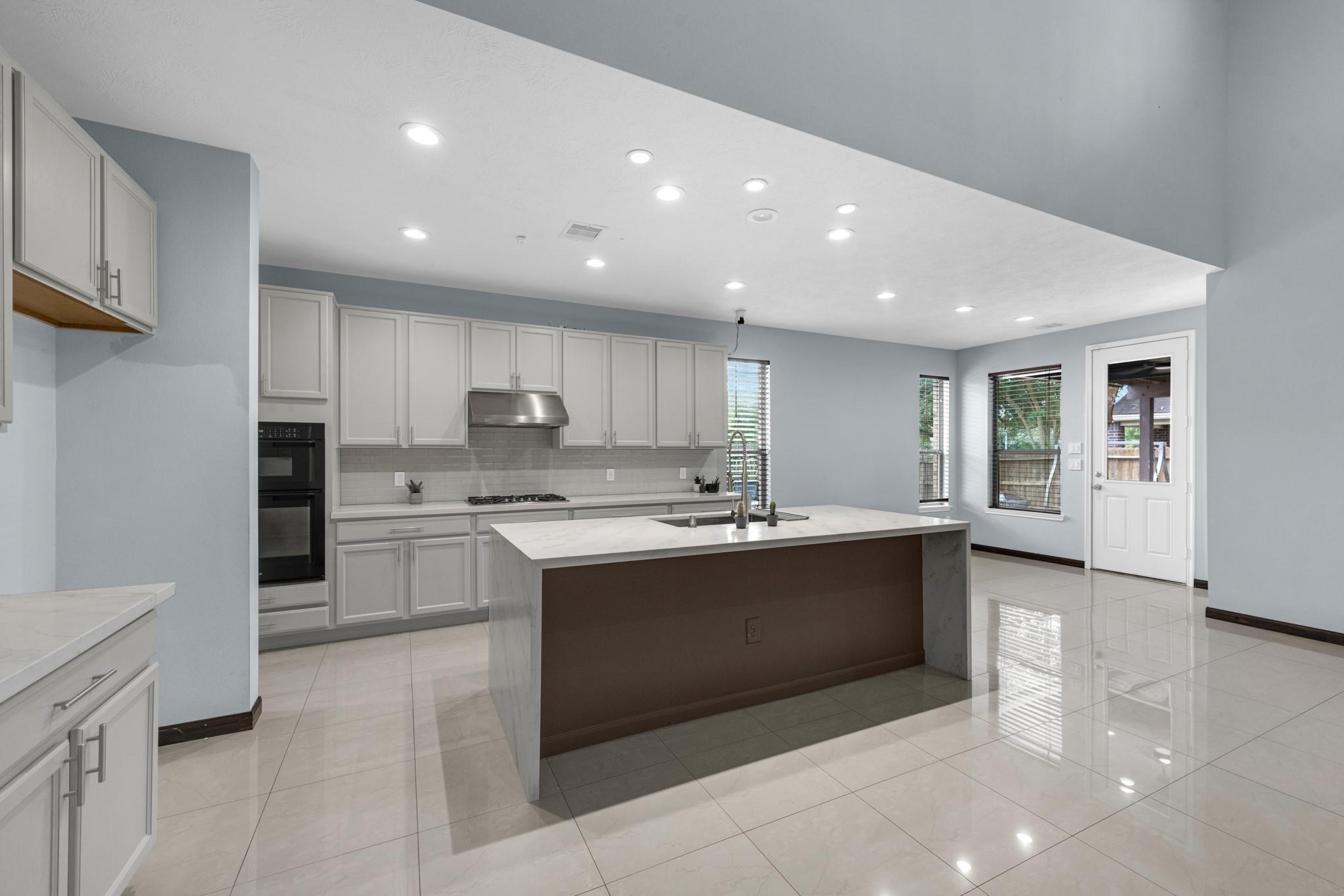 15203 Sienna Glen Court