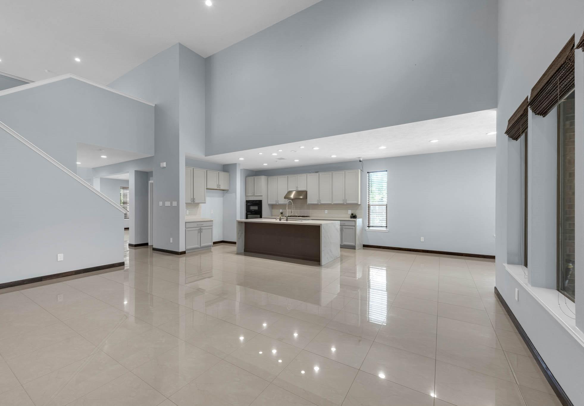 15203 Sienna Glen Court