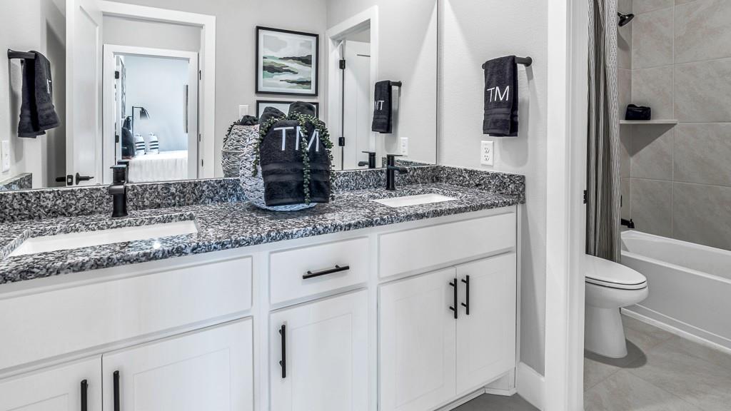 8914 Hampshire Oaks Drive