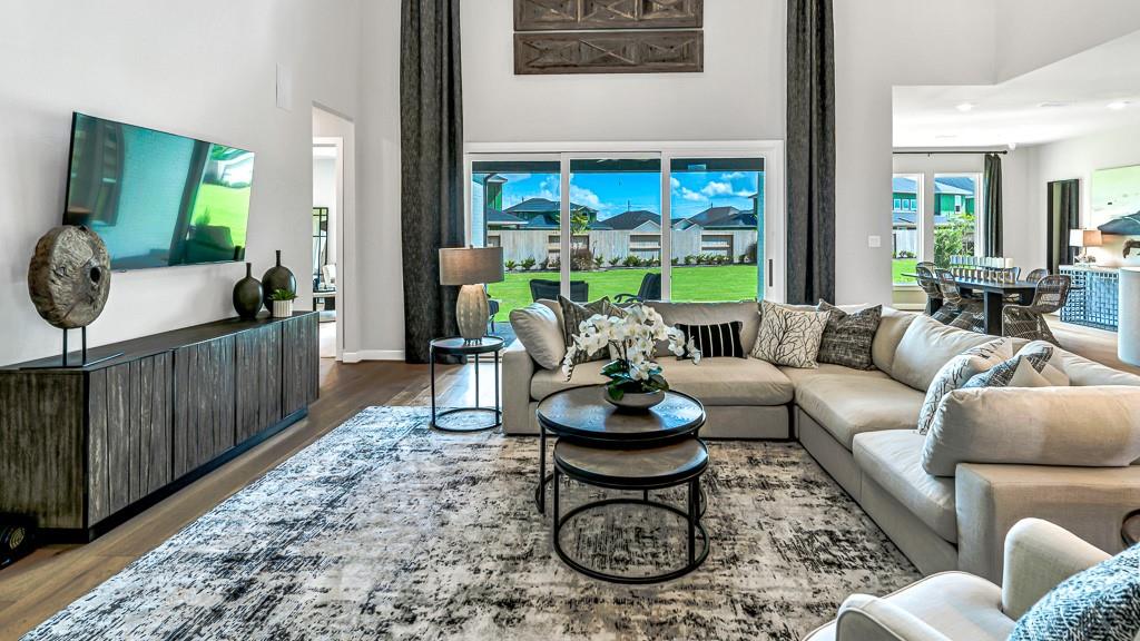 8914 Hampshire Oaks Drive