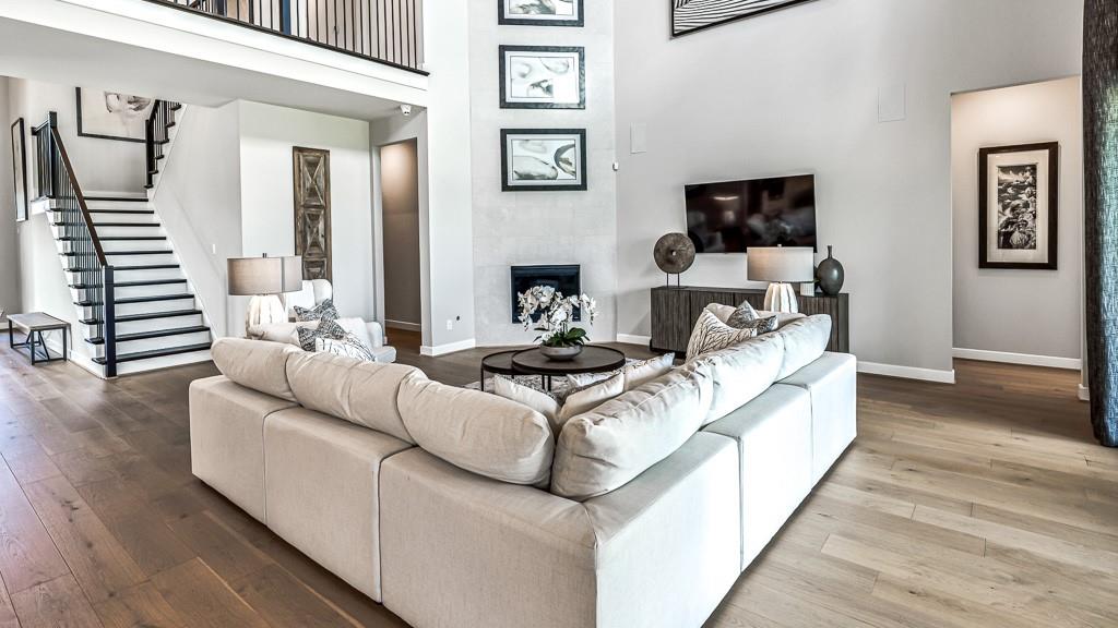 8914 Hampshire Oaks Drive