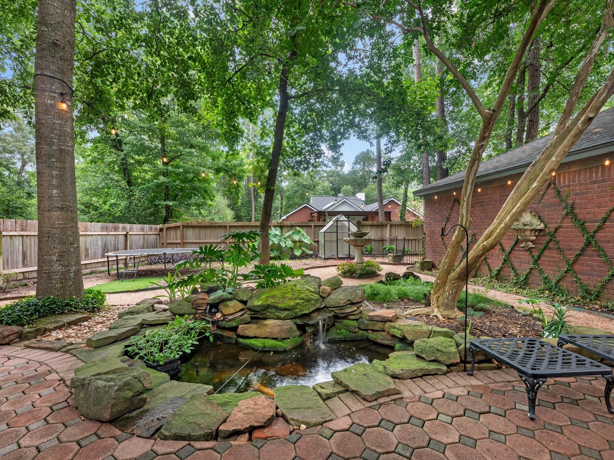51 E Village Knoll Circle