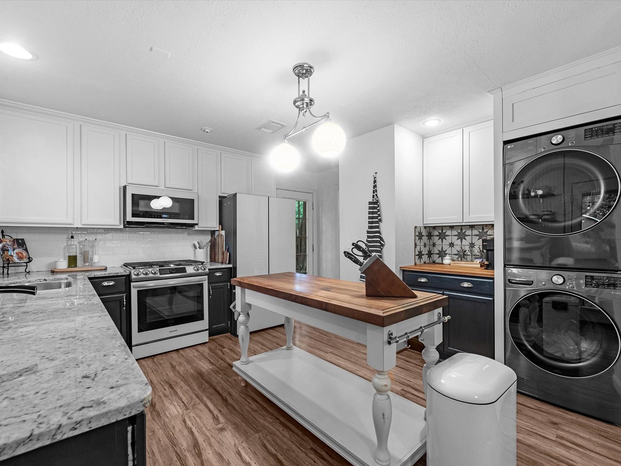 51 E Village Knoll Circle