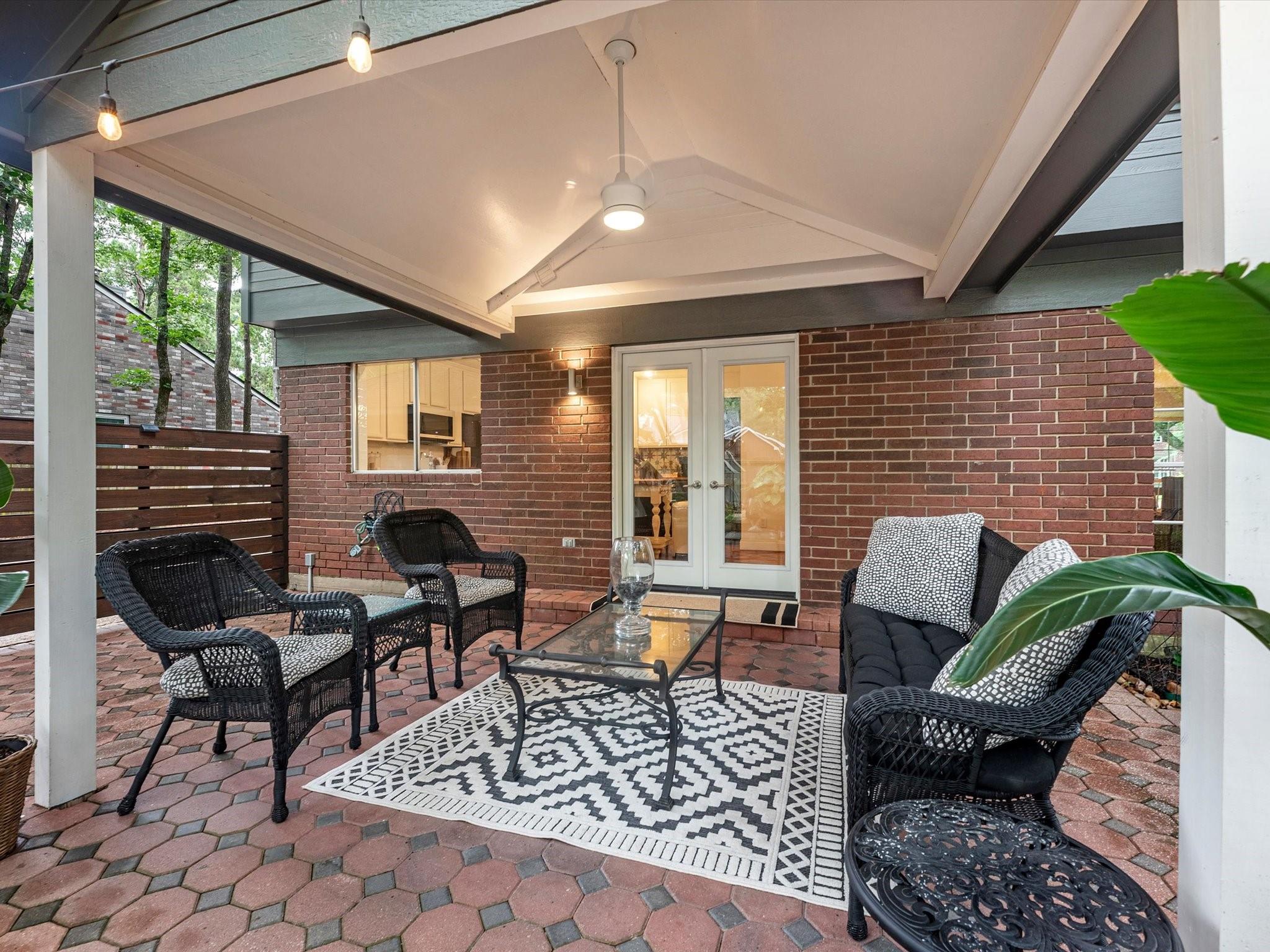 51 E Village Knoll Circle