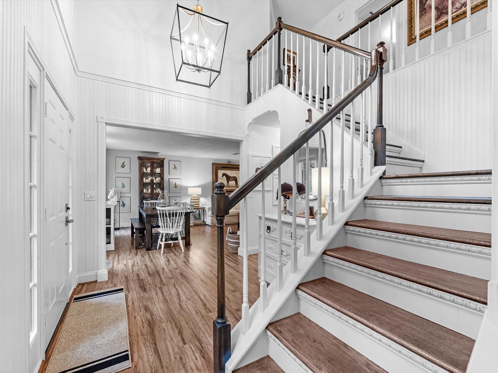 51 E Village Knoll Circle