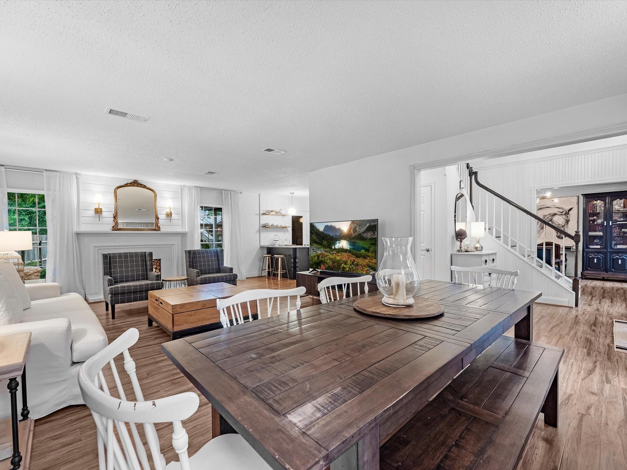 51 E Village Knoll Circle