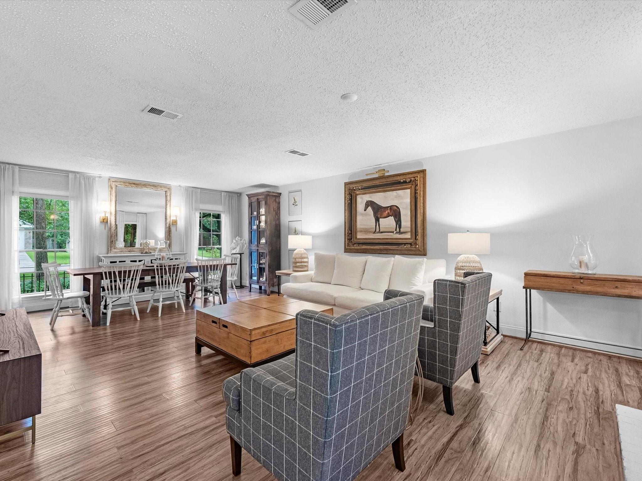51 E Village Knoll Circle