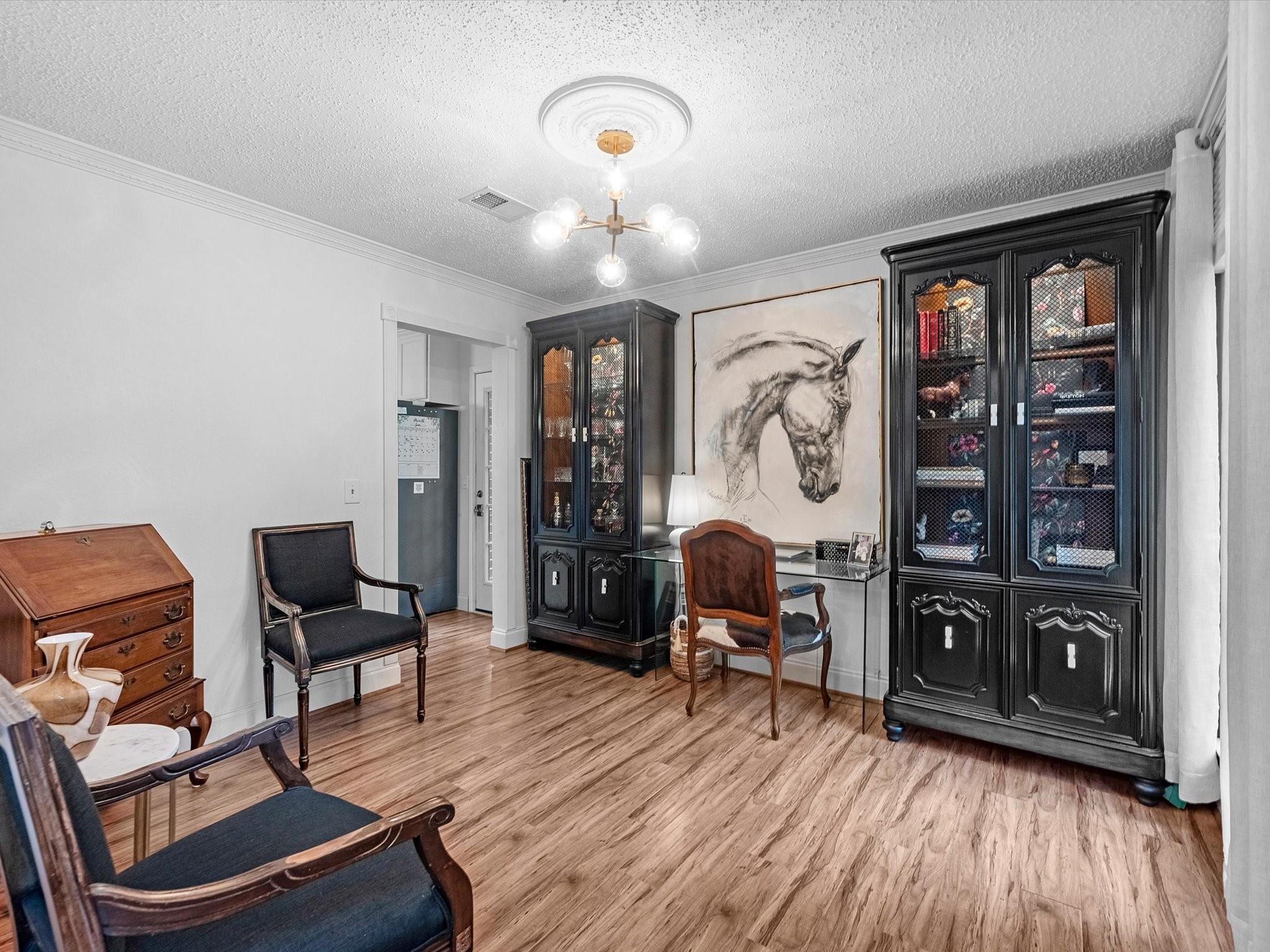 51 E Village Knoll Circle