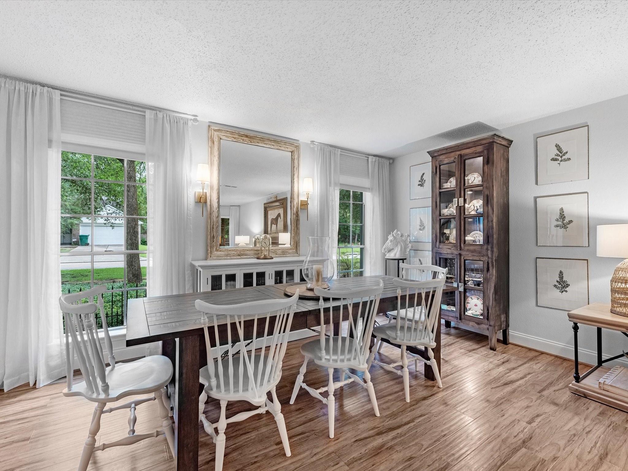 51 E Village Knoll Circle