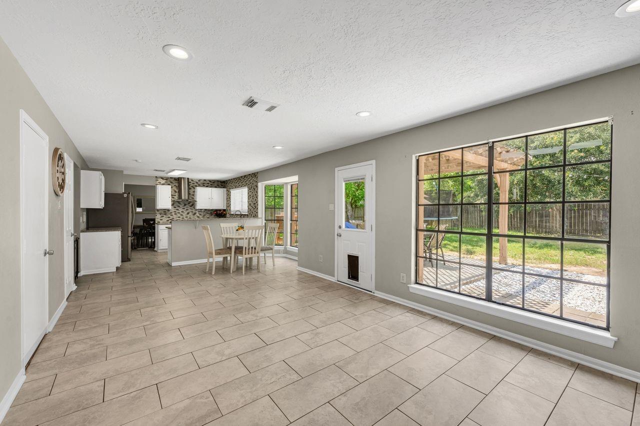 8419 Sunny Ridge Drive