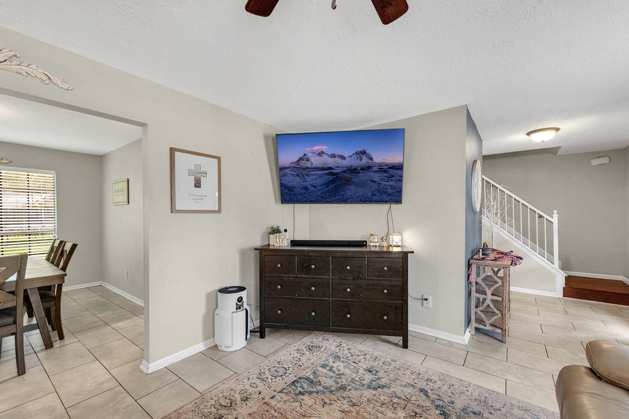 8419 Sunny Ridge Drive