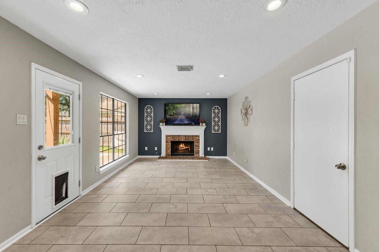 8419 Sunny Ridge Drive