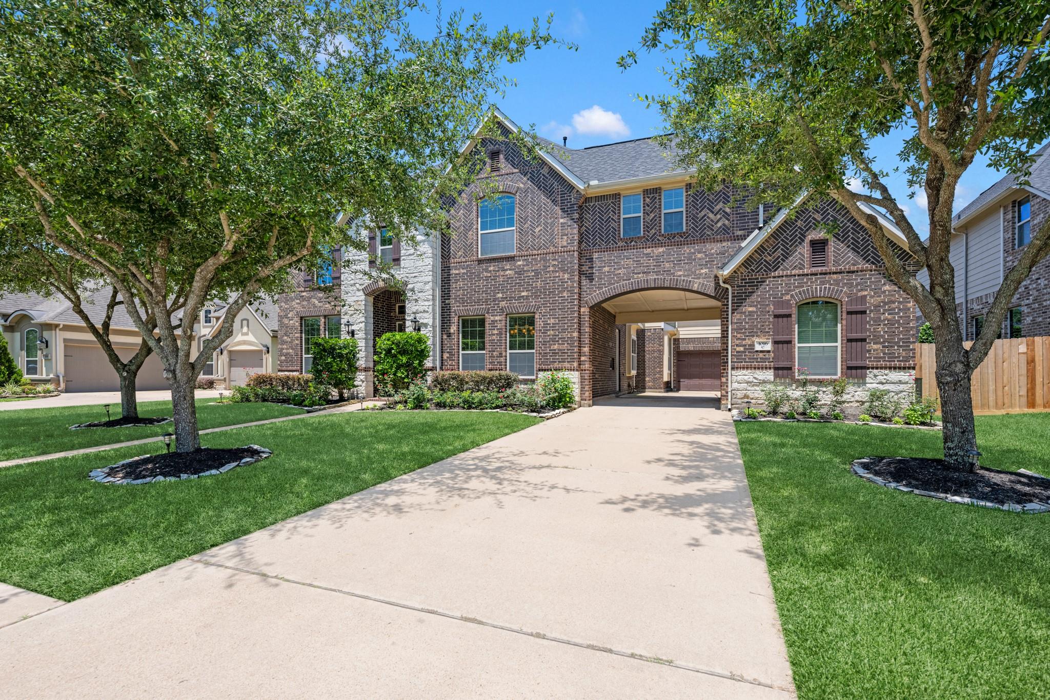 1016 Bolivar Point Lane