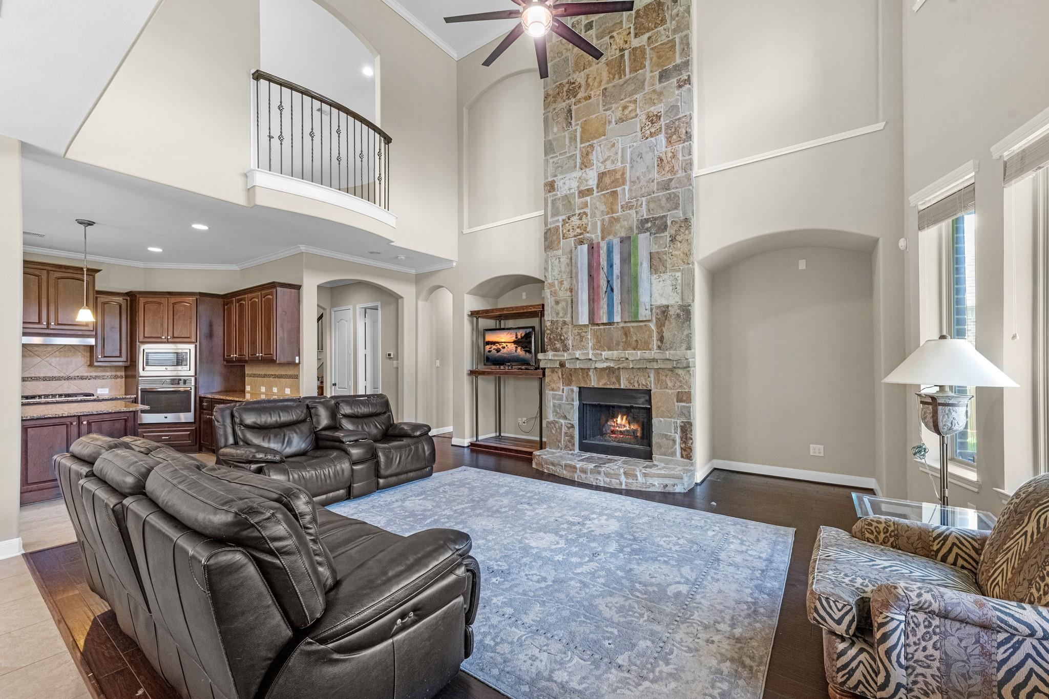 1016 Bolivar Point Lane