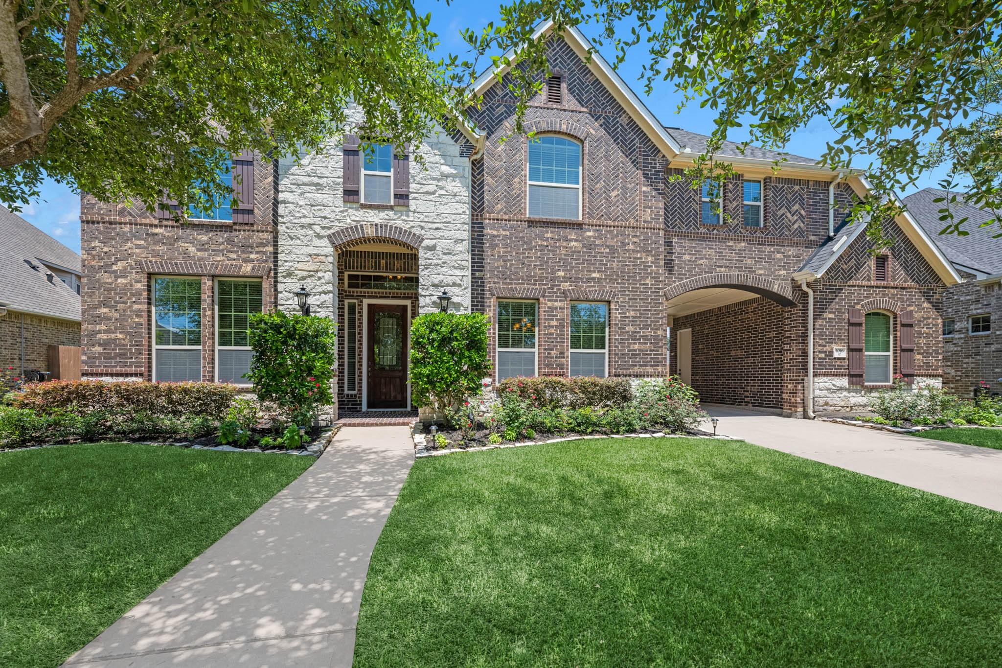 1016 Bolivar Point Lane