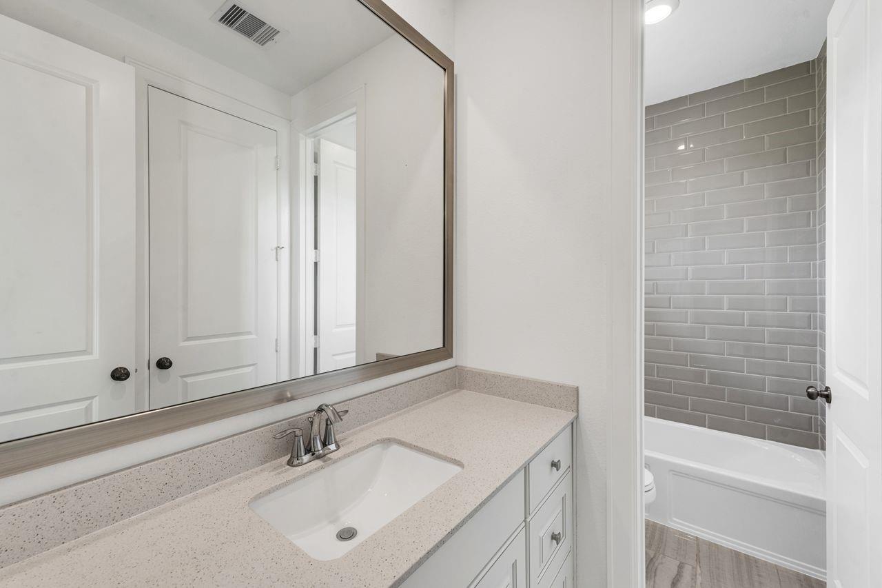 21211 Prince Of Orange Lane