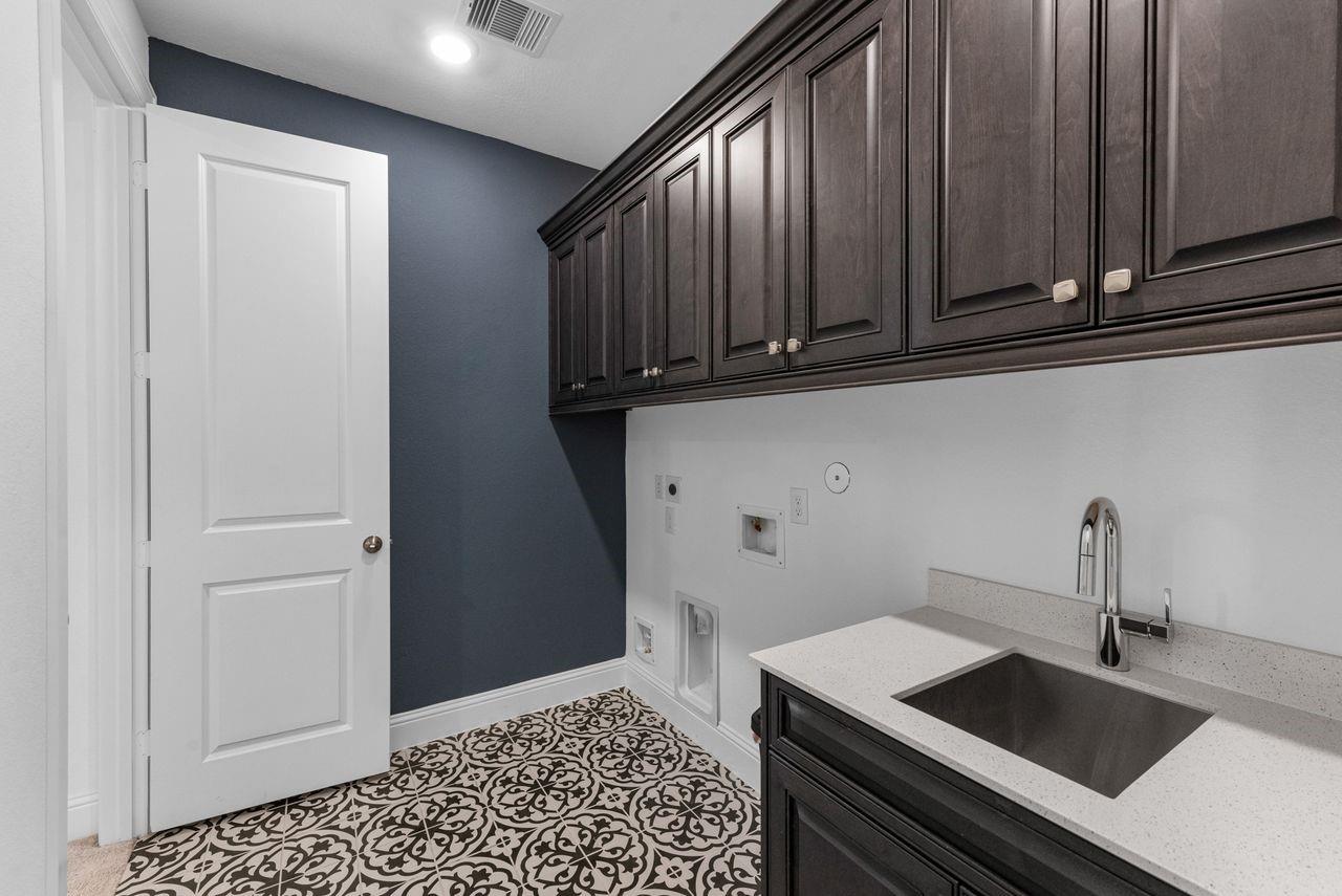 21211 Prince Of Orange Lane
