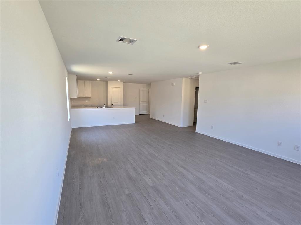313 Nicholas Road