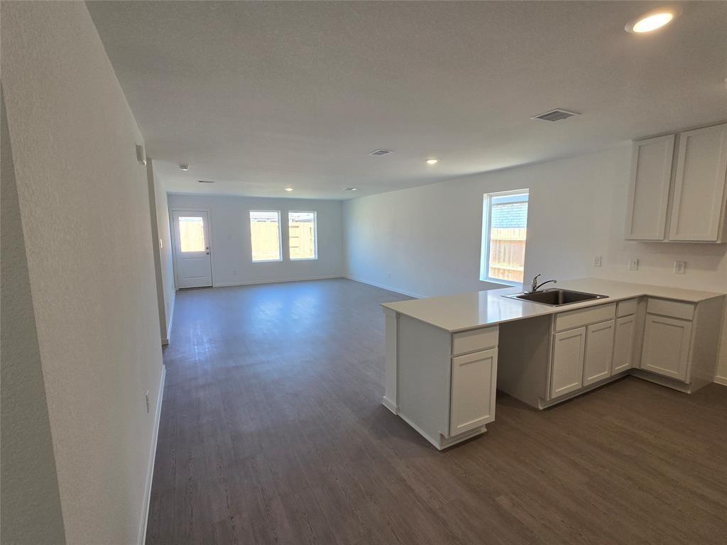 313 Nicholas Road