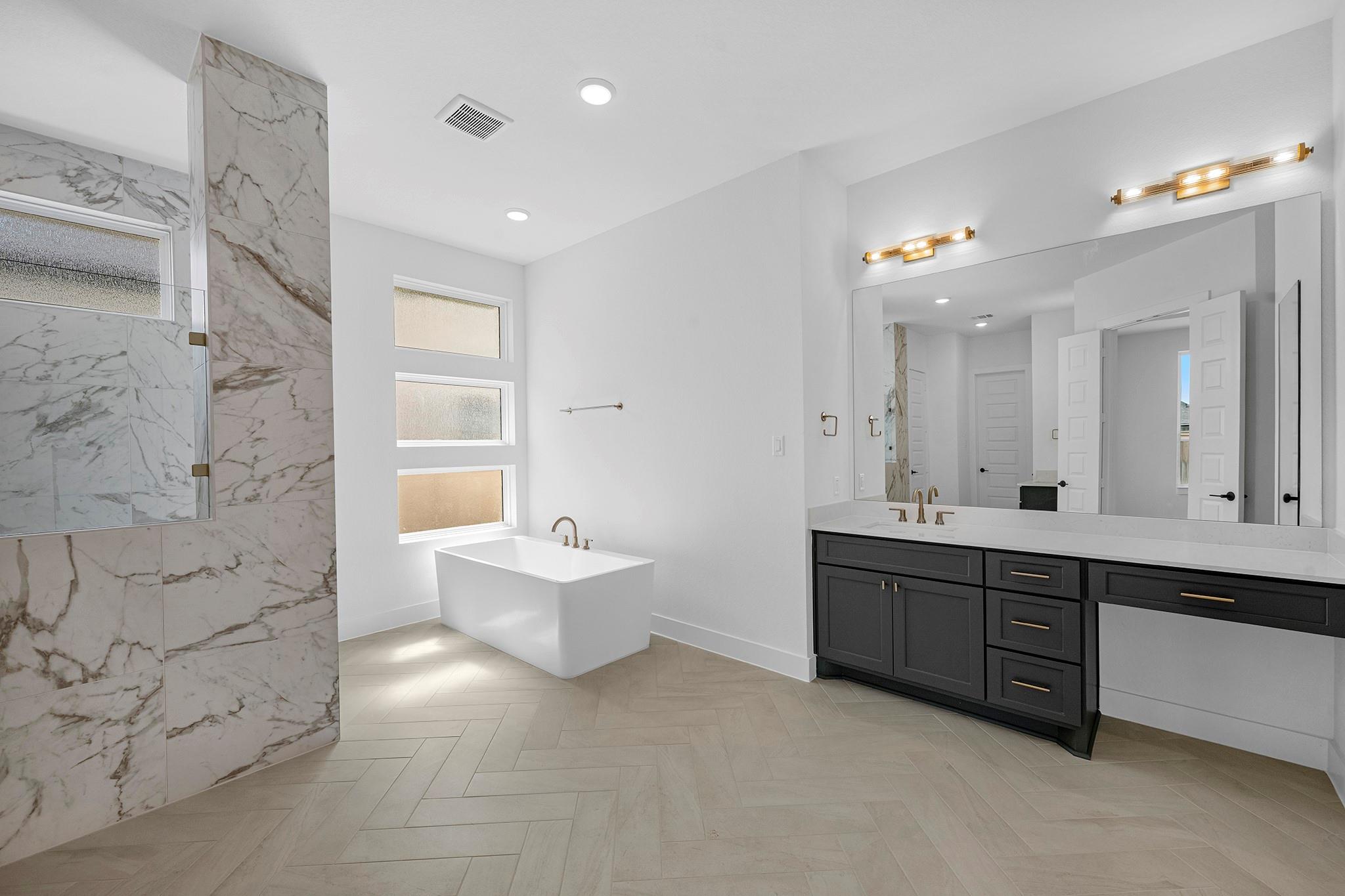 10822 Rosary Pea Lane