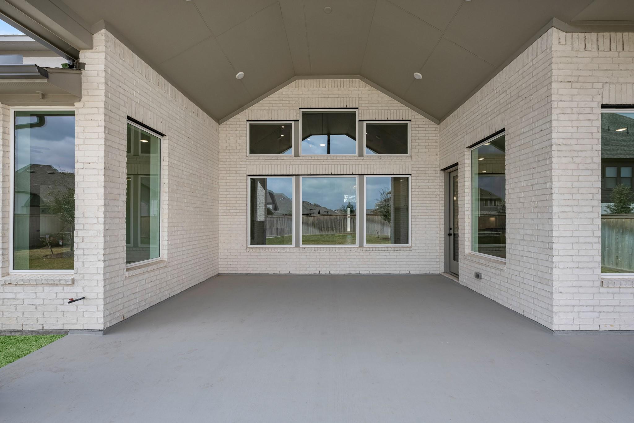 10822 Rosary Pea Lane