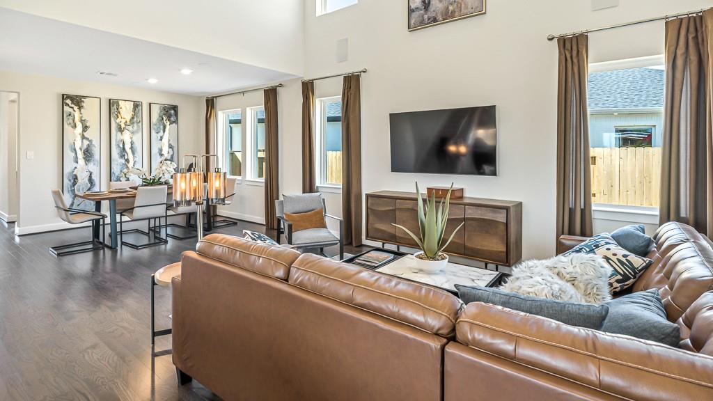 21930 Carinda Crescent Court