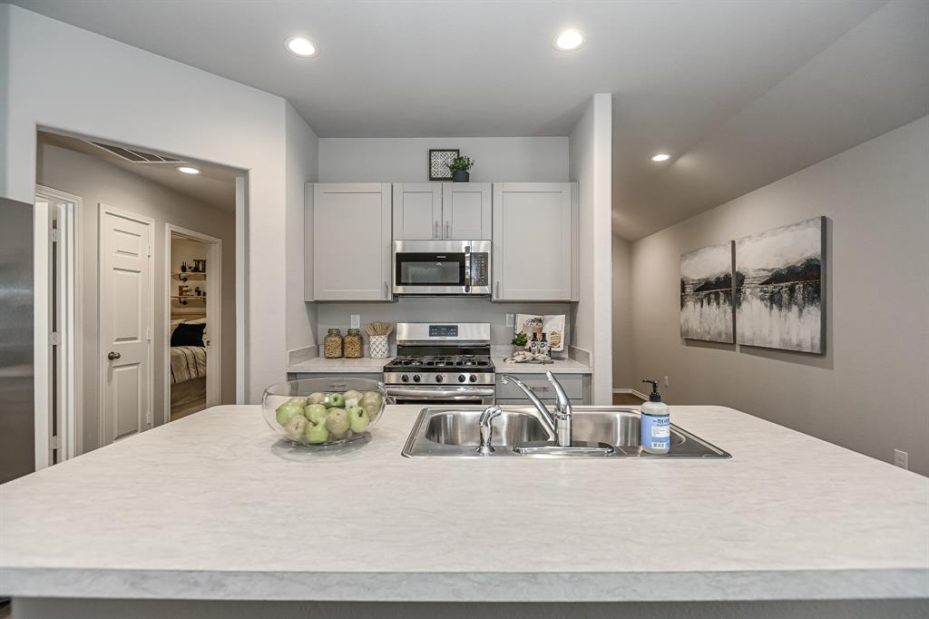 13595 Bay Springs Drive