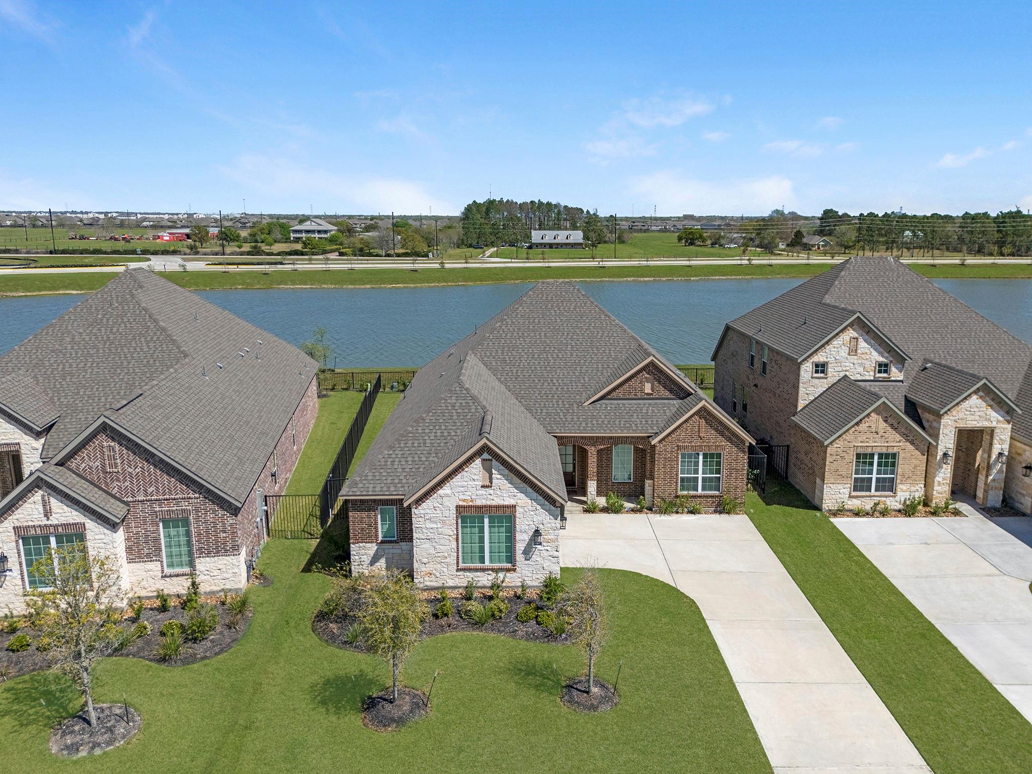 2135 Tioga View Drive