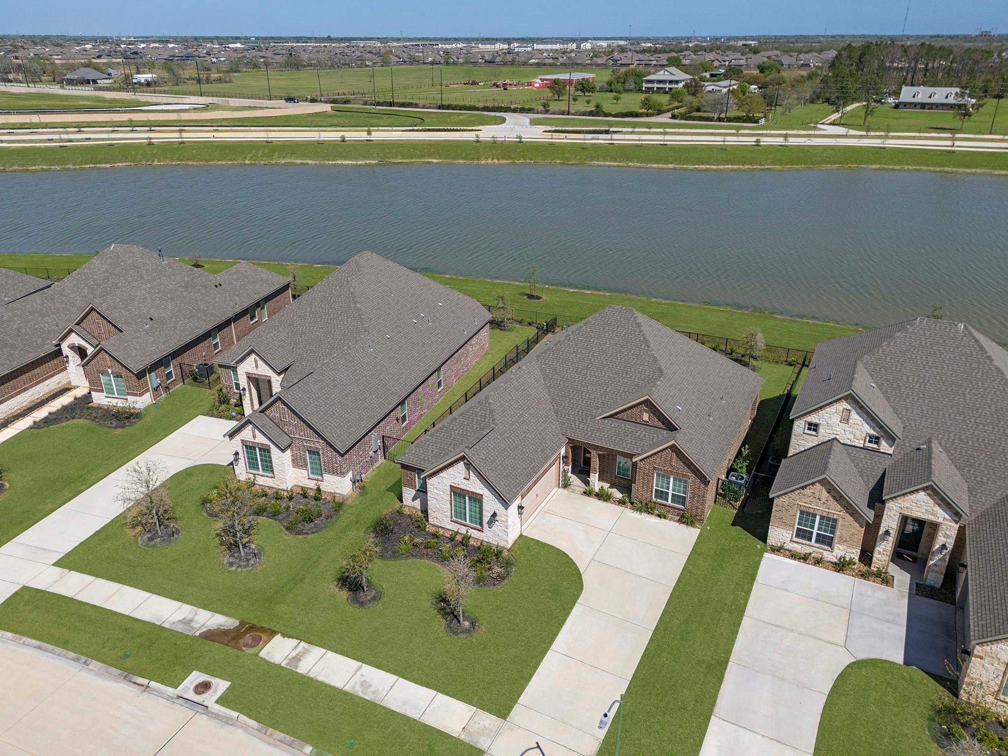 2135 Tioga View Drive