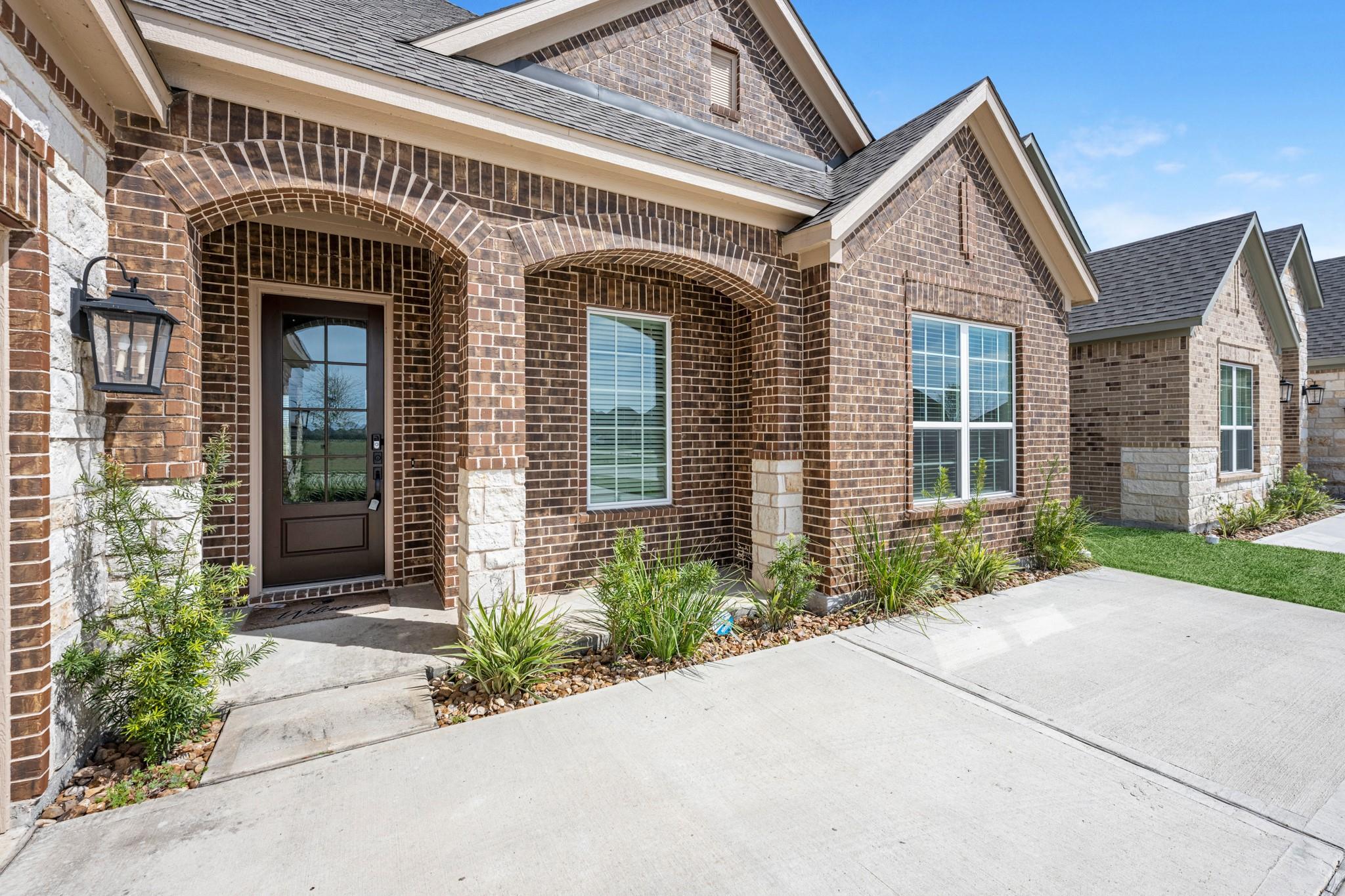 2135 Tioga View Drive