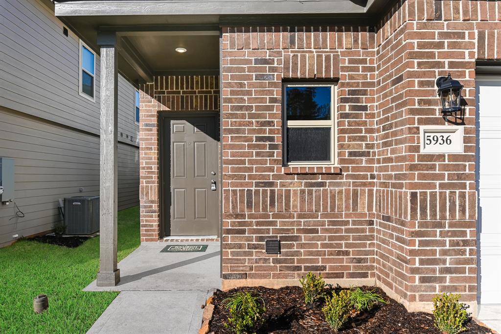 9516 Last Maples Trail
