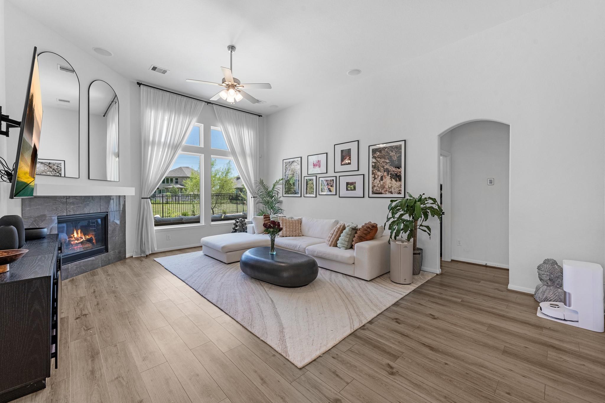 6111 Sandspur Springs Lane