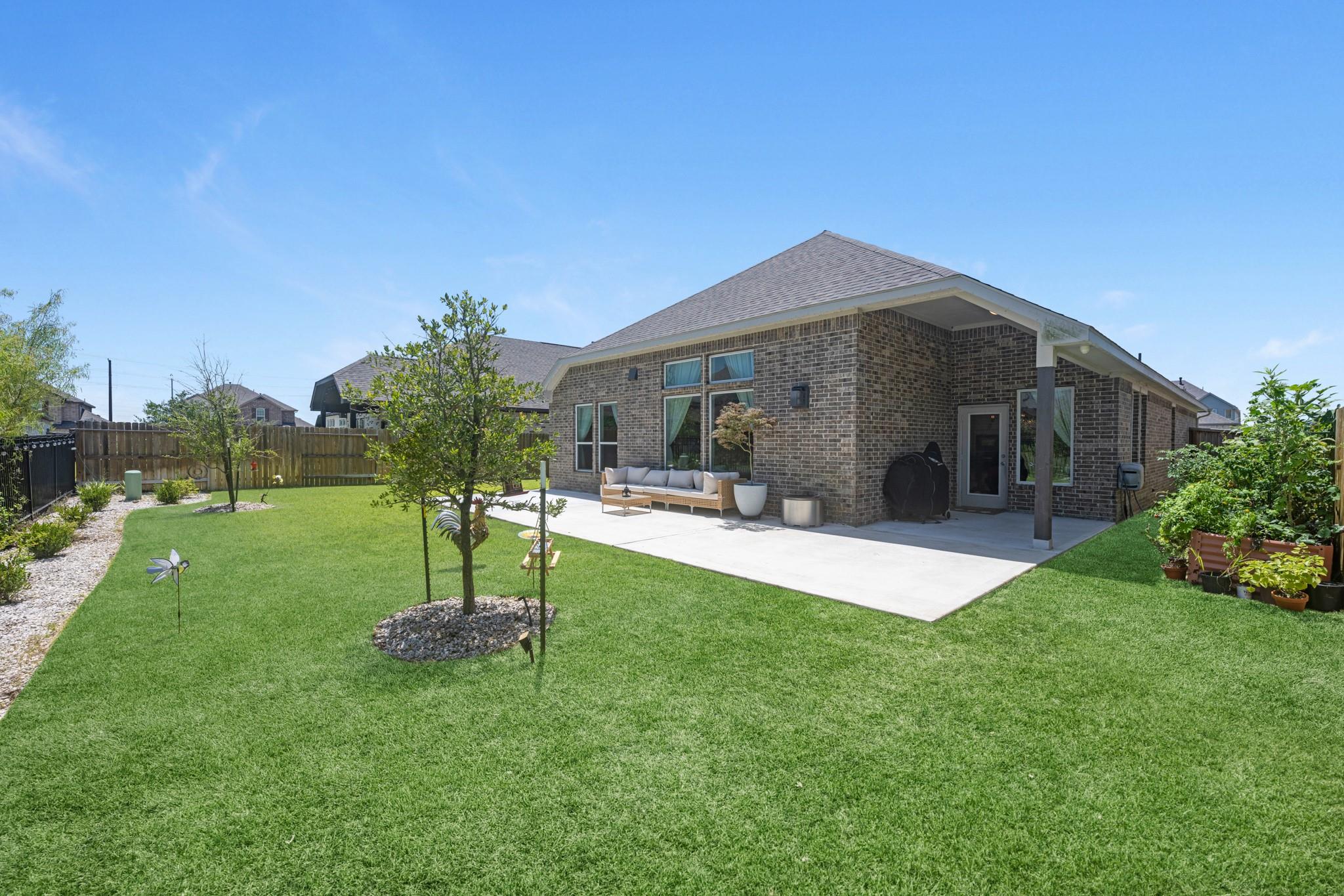6111 Sandspur Springs Lane