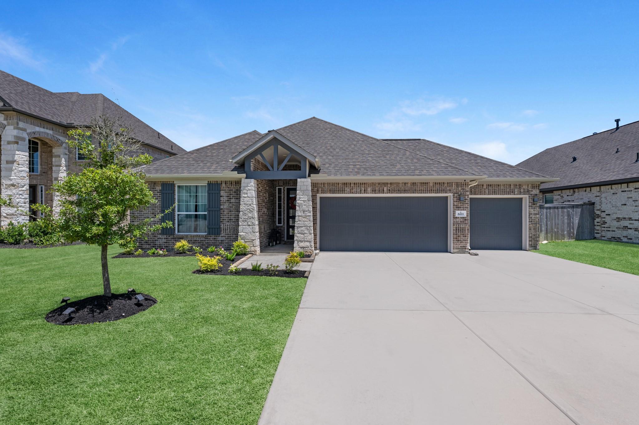 6111 Sandspur Springs Lane