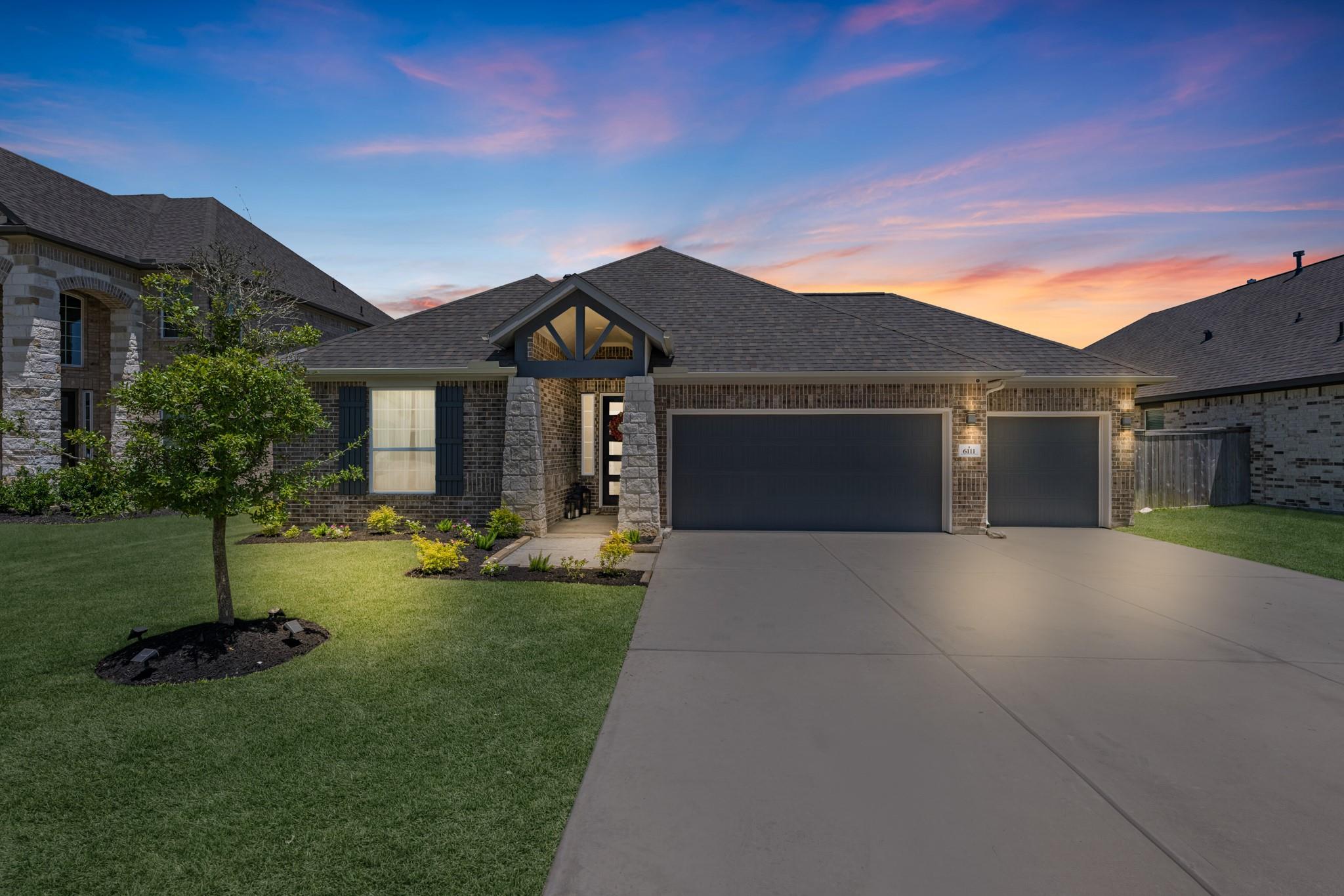 6111 Sandspur Springs Lane