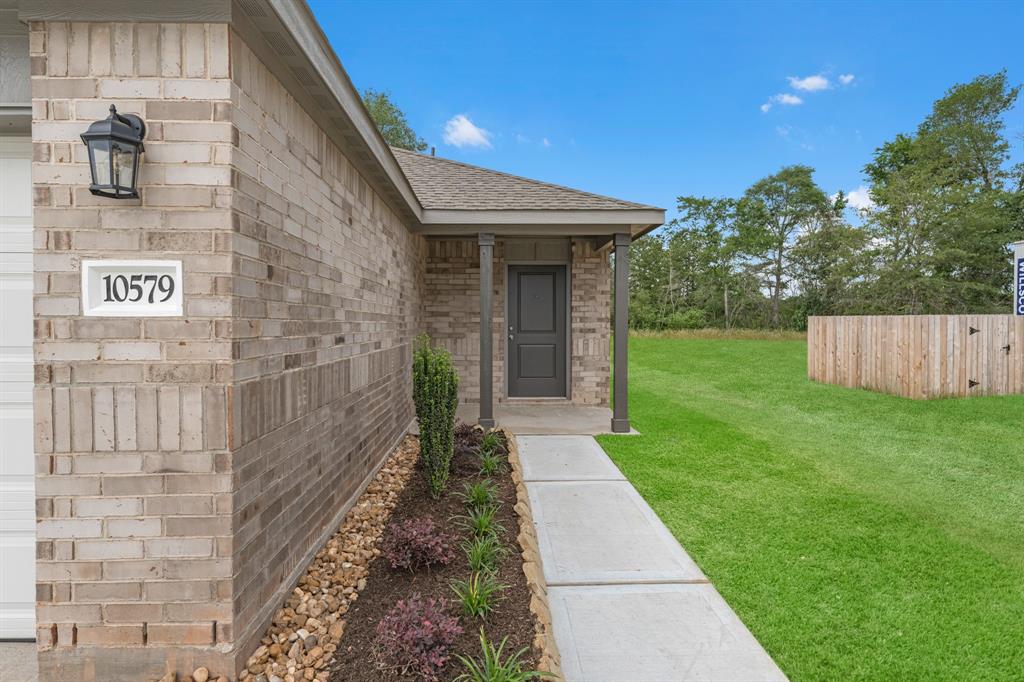 13571 Bay Springs Drive