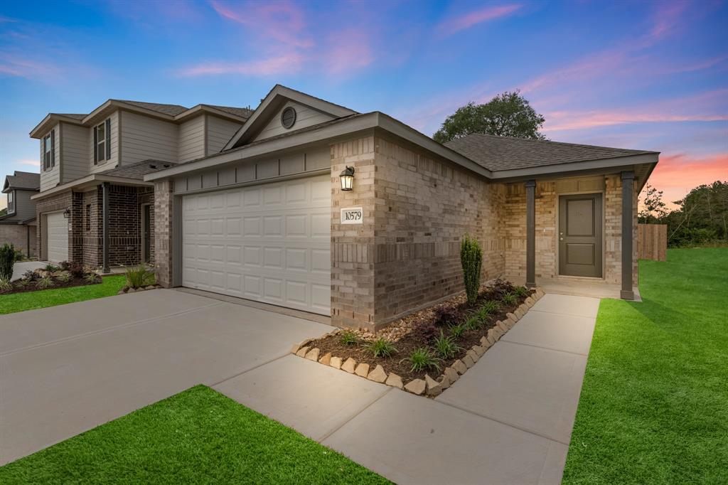 13571 Bay Springs Drive