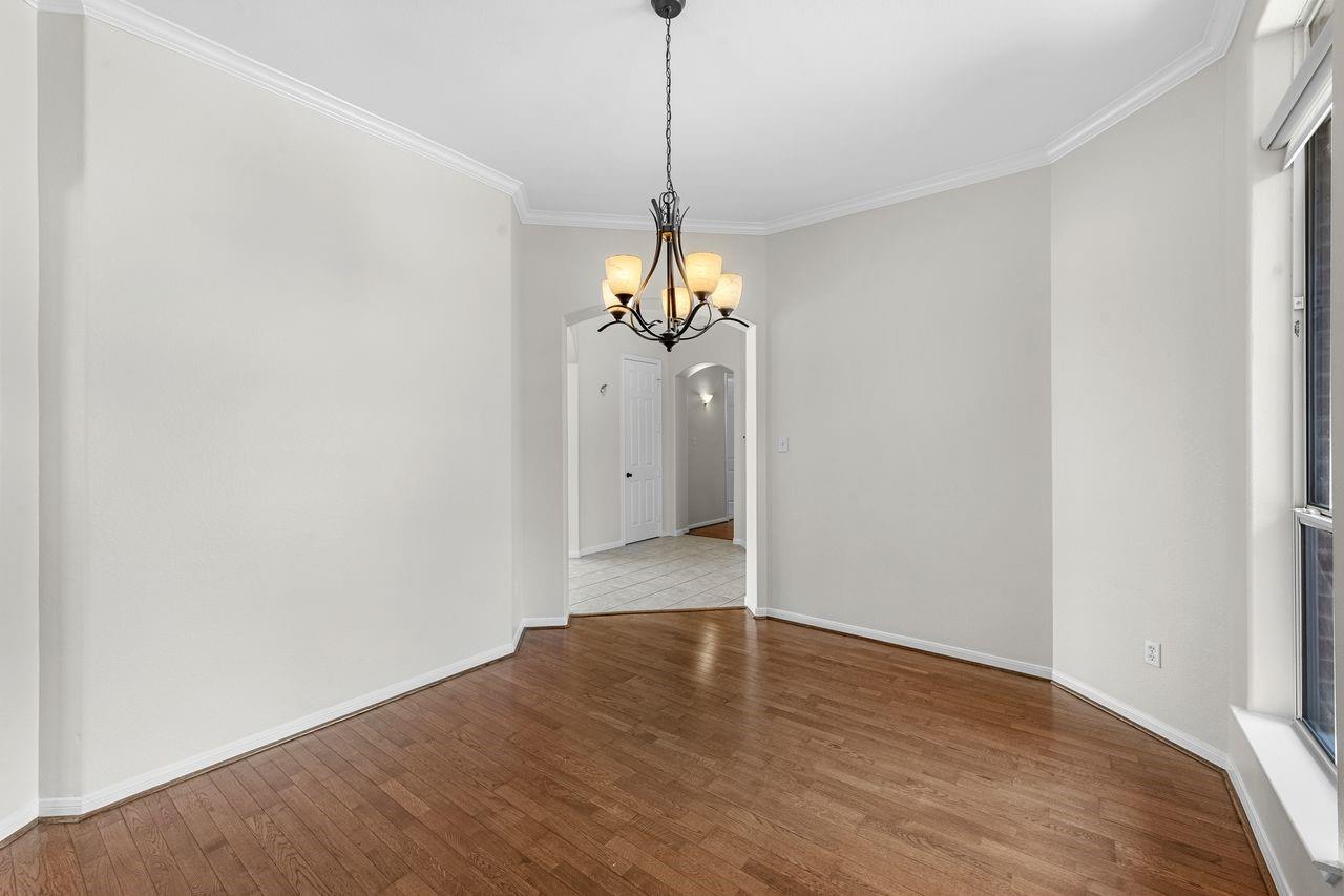 31020 N High Meadow Circle