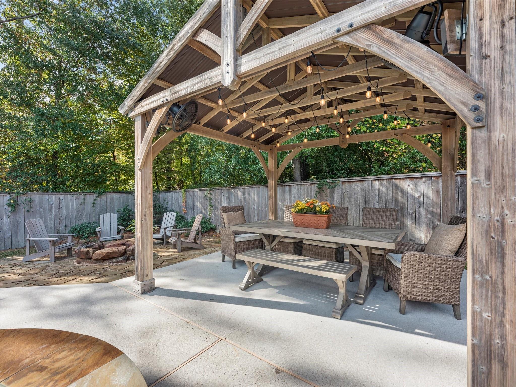 106 Diamond Back Lane