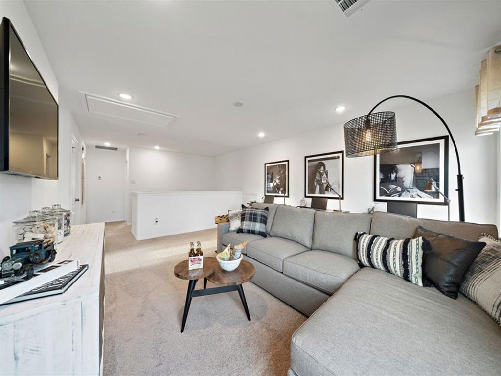 5936 Peonies Place
